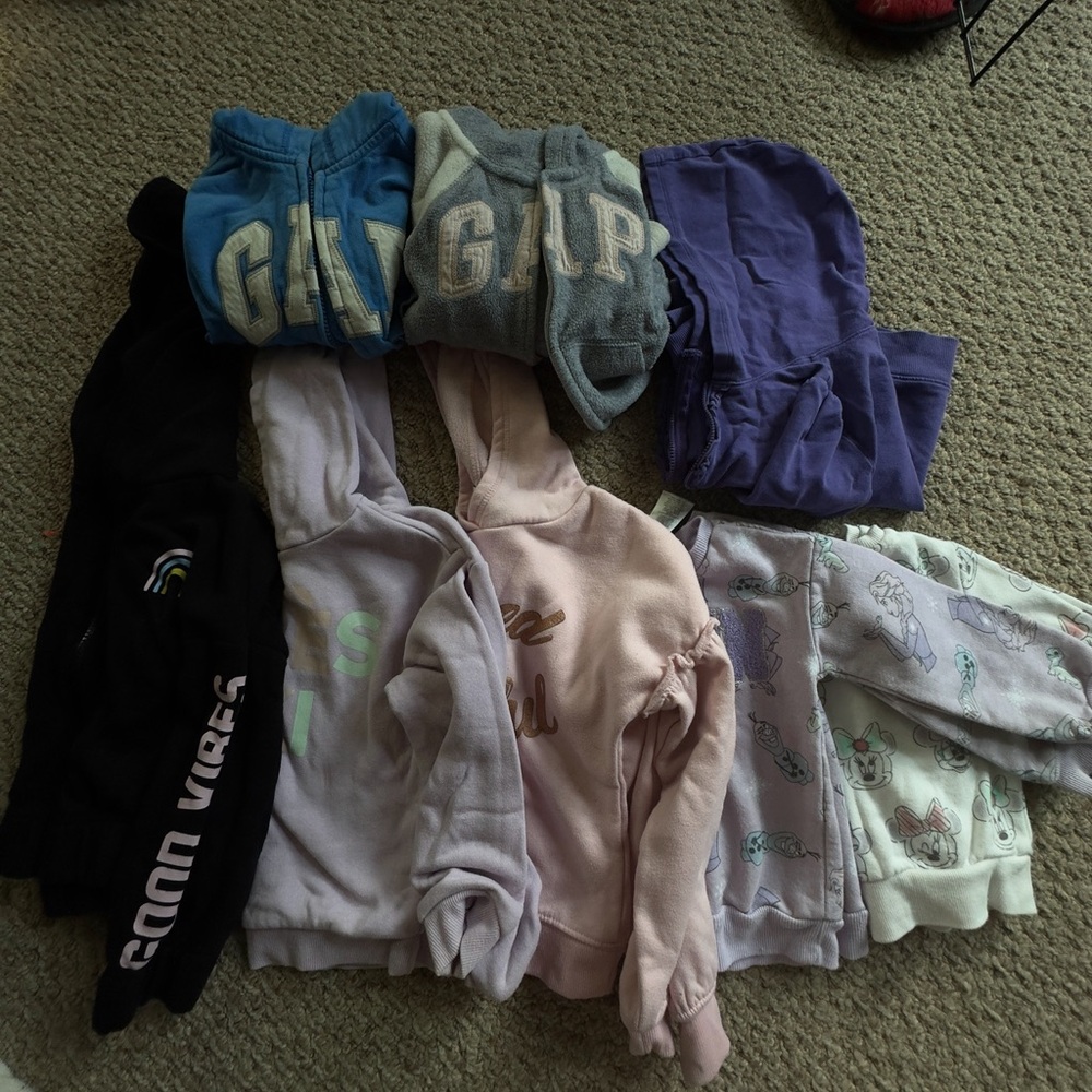 Sweat shirts 3T